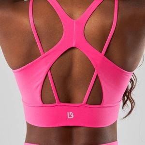 Siren sports bra in Miami vice color